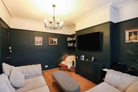 2 bedroom terraced house for sale, The Avenue, Harrogate, HG1 4QG