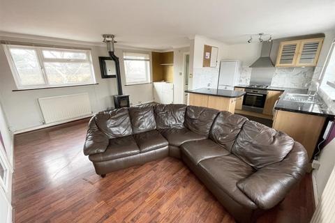 2 bedroom apartment for sale, Warbler Close, Poole BH16