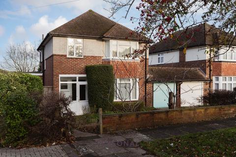 3 bedroom link detached house to rent, Colman Close, Epsom