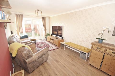 3 bedroom semi-detached house for sale, Falcon Crescent, Flitwick