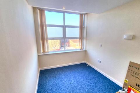 1 bedroom apartment to rent, Holmsdale Road, Coventry, CV6 5JP