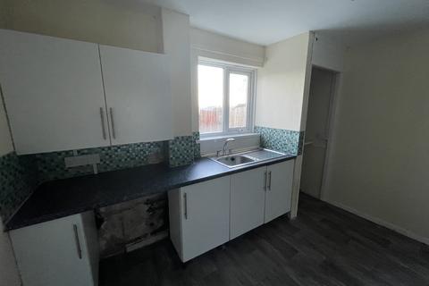 3 bedroom terraced house to rent, Heol Cefni, Swansea