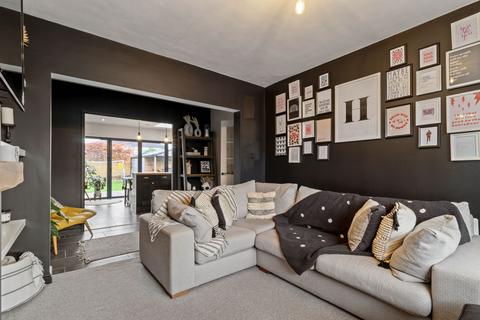 13 Beech Avenue, Thelwall, Warrington, WA4 2HU