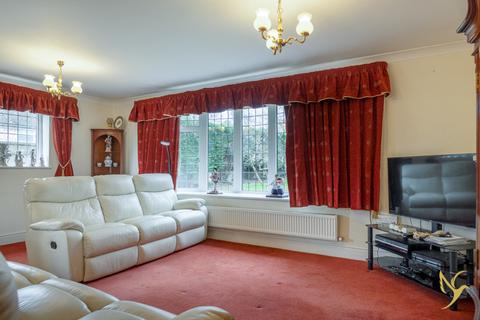 8 Aylton Close, Worcester, WR5 2LY