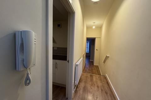 1 bedroom flat to rent, Flat 6, High Street, Bromsgrove, Worcestershire, B61