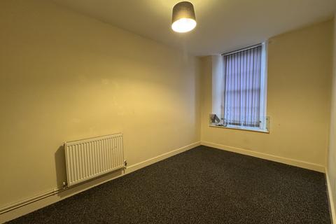 1 bedroom flat to rent, Flat 6, High Street, Bromsgrove, Worcestershire, B61