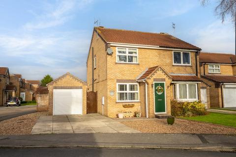 2 bedroom semi-detached house for sale, Broadstone Way, York