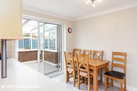 23 Priory Gate, Cheshunt, Waltham Cross, EN8 0SG