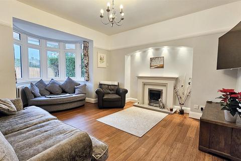 4 bedroom detached house for sale, Abbots Road North, Humberstone Village