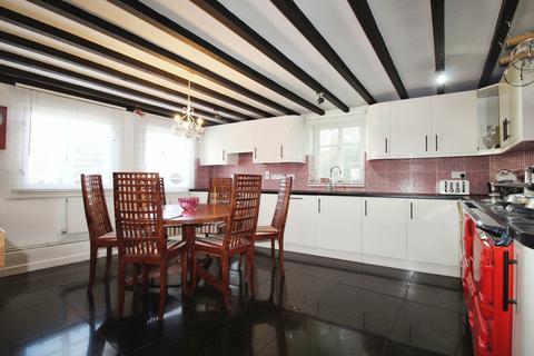 undefined, Barn Street, Marlborough, SN8