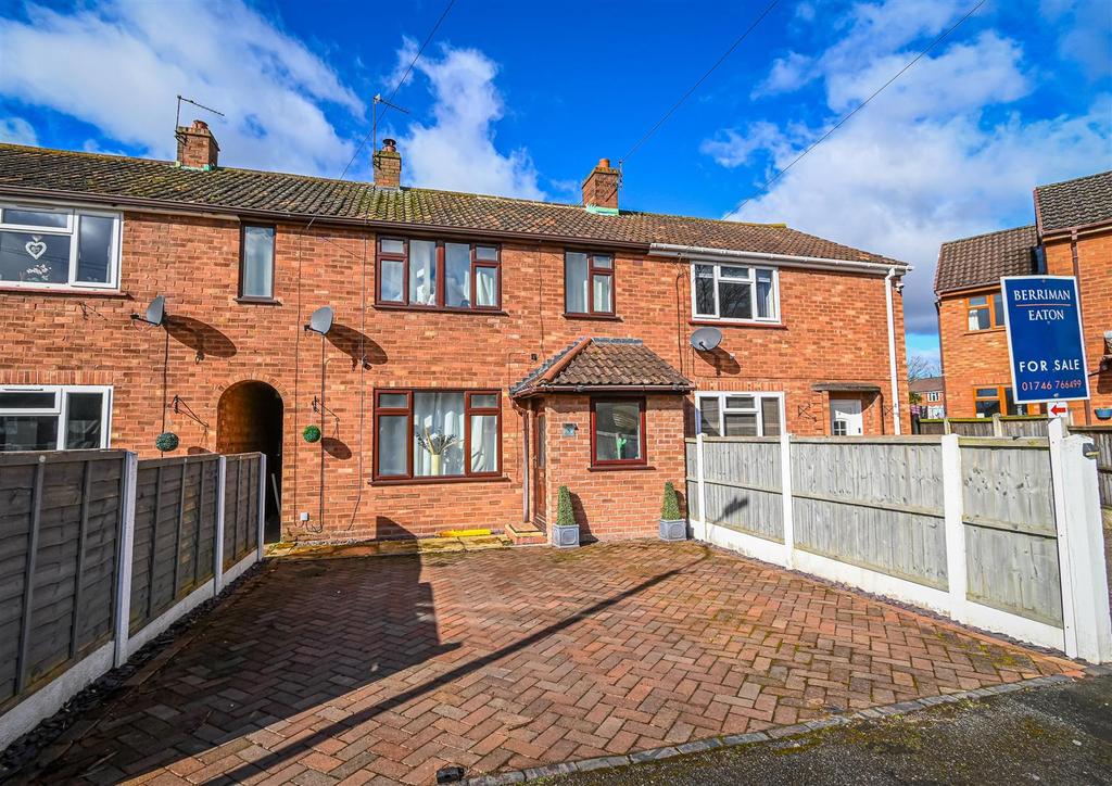 5 Beestons Close, Bridgnorth 3 bed terraced house - £240,000