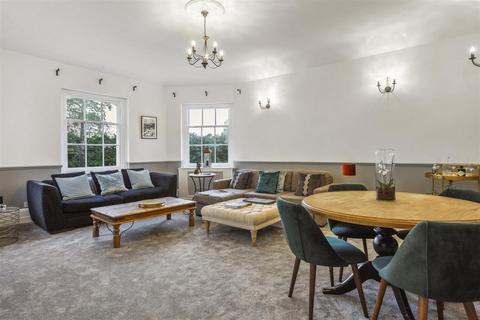 3 bedroom penthouse to rent, Portnall Drive, Virginia Water