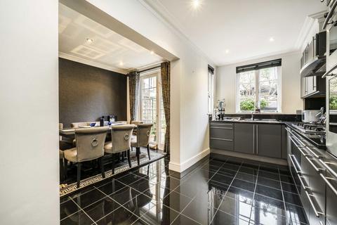 4 bedroom house to rent, Lindsay Square, London SW1V