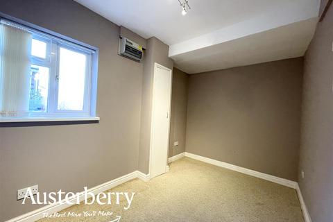 5 Chase Walk, Stoke-on-trent, ST3 7EZ