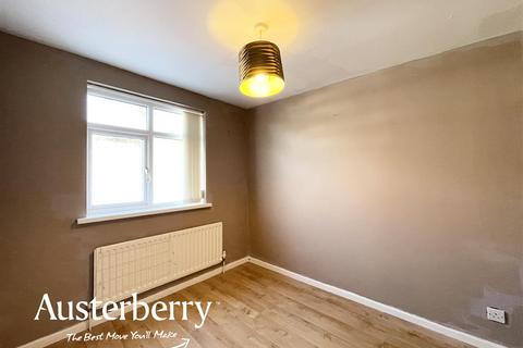 5 Chase Walk, Stoke-on-trent, ST3 7EZ