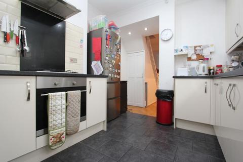 26 Robins Lane, Barry, CF63 1QS