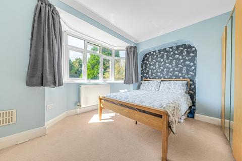 10 Hawley Vale, Dartford, DA2 7RL