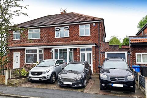 3 bedroom semi-detached house for sale, Rossett Avenue, Timperley