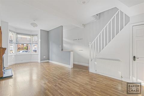 3 bedroom terraced house for sale, Canonbury Road, Enfield EN1