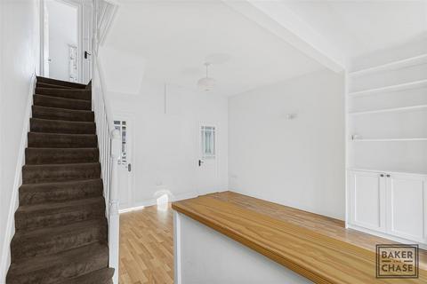 3 bedroom terraced house for sale, Canonbury Road, Enfield EN1