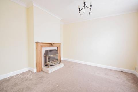 2 bedroom end of terrace house to rent, Middle Deal Road Deal CT14