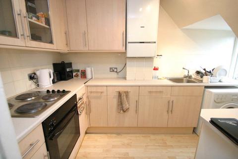 1 bedroom apartment to rent, Malbrook Road, Putney, SW15