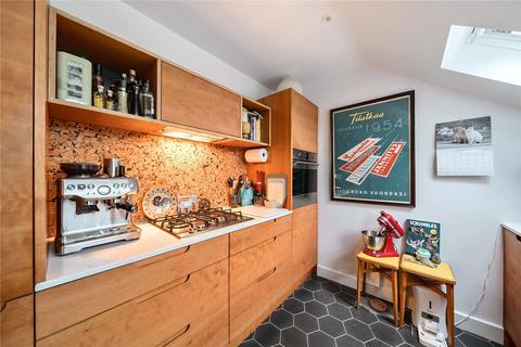 2 bedroom apartment for sale, Crouch Hill, London, N8