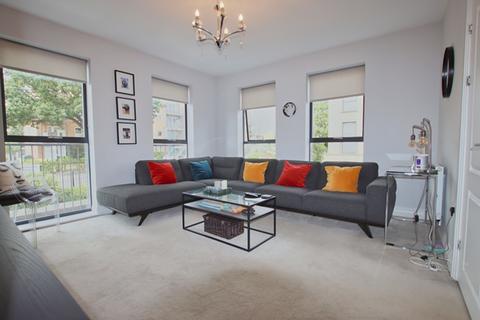 3 bedroom end of terrace house for sale, Studio Way, Borehamwood WD6