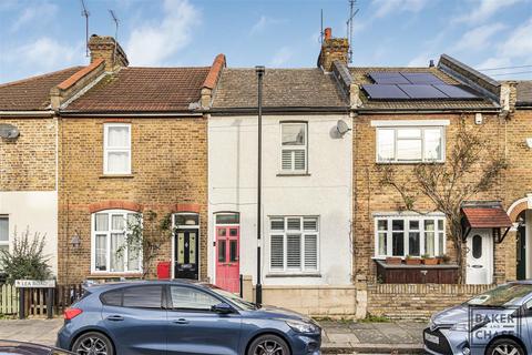 2 bedroom house for sale, Lea Road, Enfield EN2