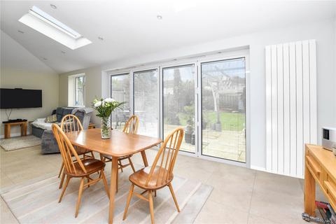 45 Chestnut Drive, Bexleyheath, DA7 4EW