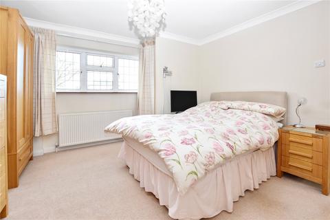 45 Chestnut Drive, Bexleyheath, DA7 4EW