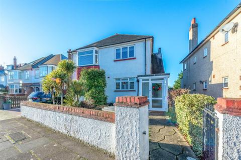 19b Lake Avenue, Bromley, BR1 4EN