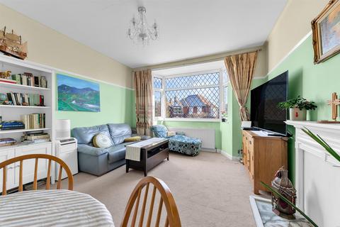 19b Lake Avenue, Bromley, BR1 4EN