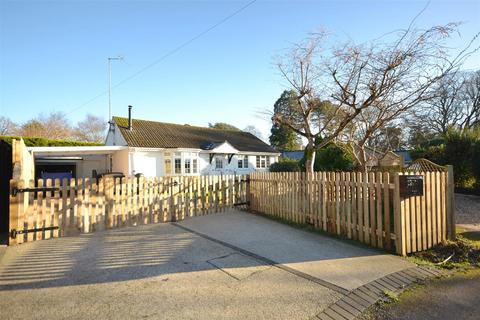 3 bedroom detached bungalow for sale, Aspen Drive, Verwood