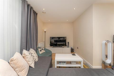 1 bedroom flat for sale, Southbury Road, Enfield