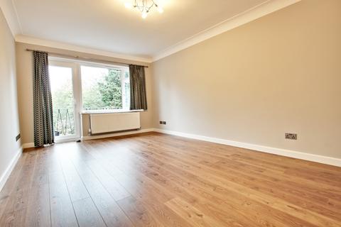 2 bedroom apartment to rent, Copers Cope Road, Beckenham BR3