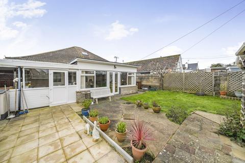 2 bedroom detached bungalow for sale, Roundle Road, Felpham, PO22