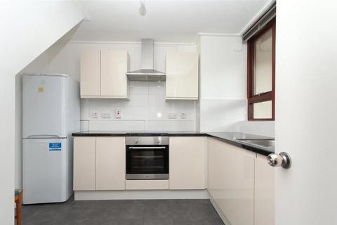 3 bedroom flat to rent, Purcell Street, Hoxton, N1