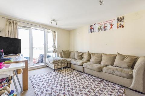 2 bedroom apartment to rent, Slough,  Berkshire,  SL2