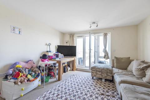 2 bedroom apartment to rent, Slough,  Berkshire,  SL2