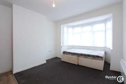 2 bedroom flat to rent, Stanhope Avenue, Harrow, HA3