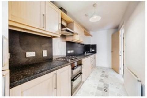 2 bedroom apartment to rent, Whitehill Place, Glasgow G31