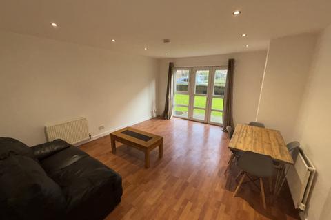 undefined, Whitehill Place, Glasgow G31