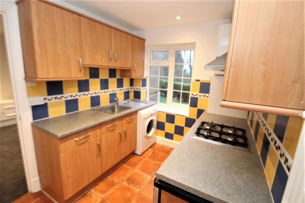 Kitchen 1.JPG