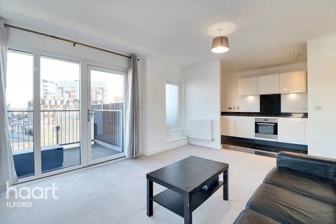 1 bedroom flat for sale, Clarence Avenue, Ilford