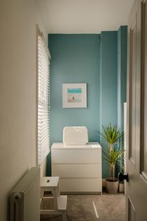 Flat B, 47 Richmond Road, London, E11 4BX