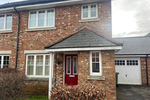 3 bedroom house to rent, Cherrytrees, Coulsdon, CR5