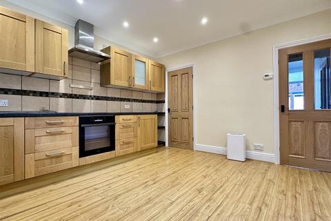 3 bedroom terraced house to rent, Spurr Street, Sheffield