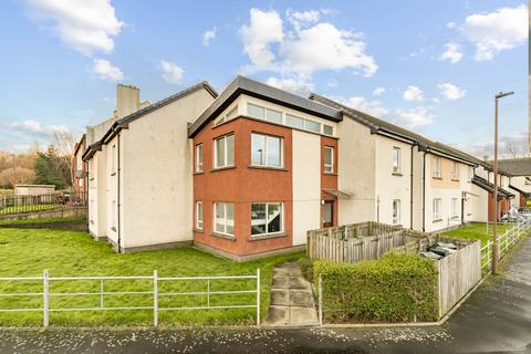 2 bedroom ground floor flat for sale, Castleview Grove, Edinburgh EH16