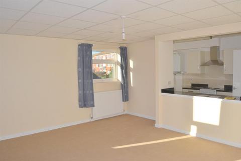 2 bedroom flat to rent, Sheringham, Norfolk